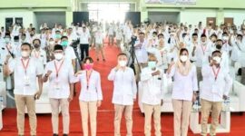 Ketua Harian DPP Gerindra Sufmi Dasco Ahmad memimpin deklarasi Prabowo Presiden 2024. (Dok. Partai Gerindra)