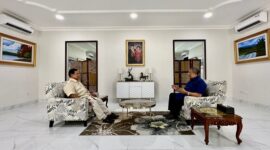 Menteri Pertahanan Prabowo Subianto bertemu dengan Presiden Indonesia ke-6 sekaligus Susilo Bambang Yudhoyono. (Dok. Tim Media Prabowo)
