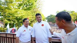 Menteri Pertahanan (Menhan) Prabowo Subianto menghadiri kegiatan jalan santai 'Anti Mager' 2023 yang digelar di Makassar. (Facbook.com/@Andi Amran Sulaiman)