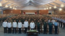 Presiden RI Prabowo Subianto memberikan pengarahan kepada 1.004 Komandan Satuan TNI di Istana Kepresidenan, Bogor, Jawa Barat, Jumat (7/2/2025). (Dok. Tim Media Prabowo Subianto)